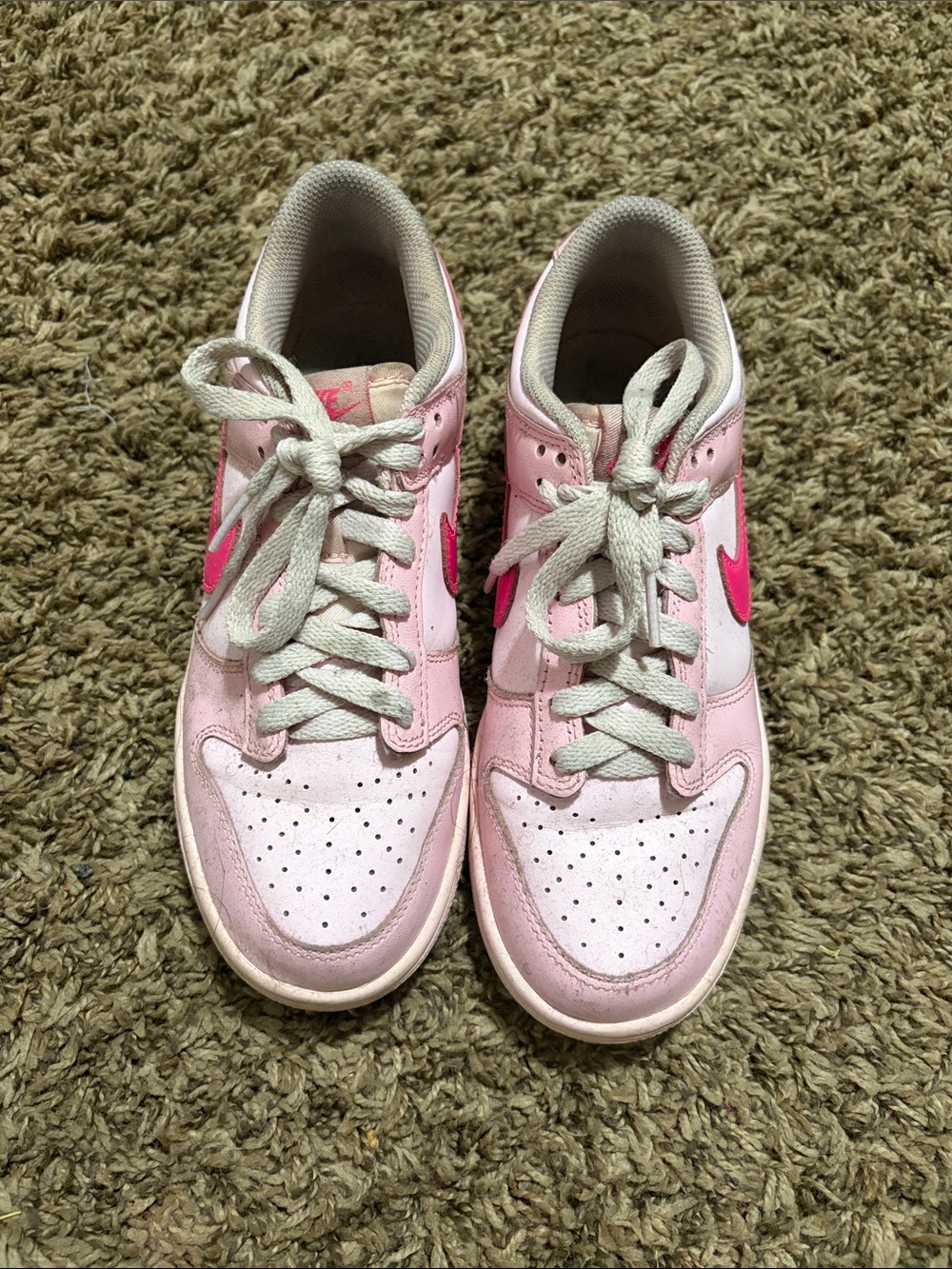 Nike Kids Pink and Hot Pink Low-Top Sneakers